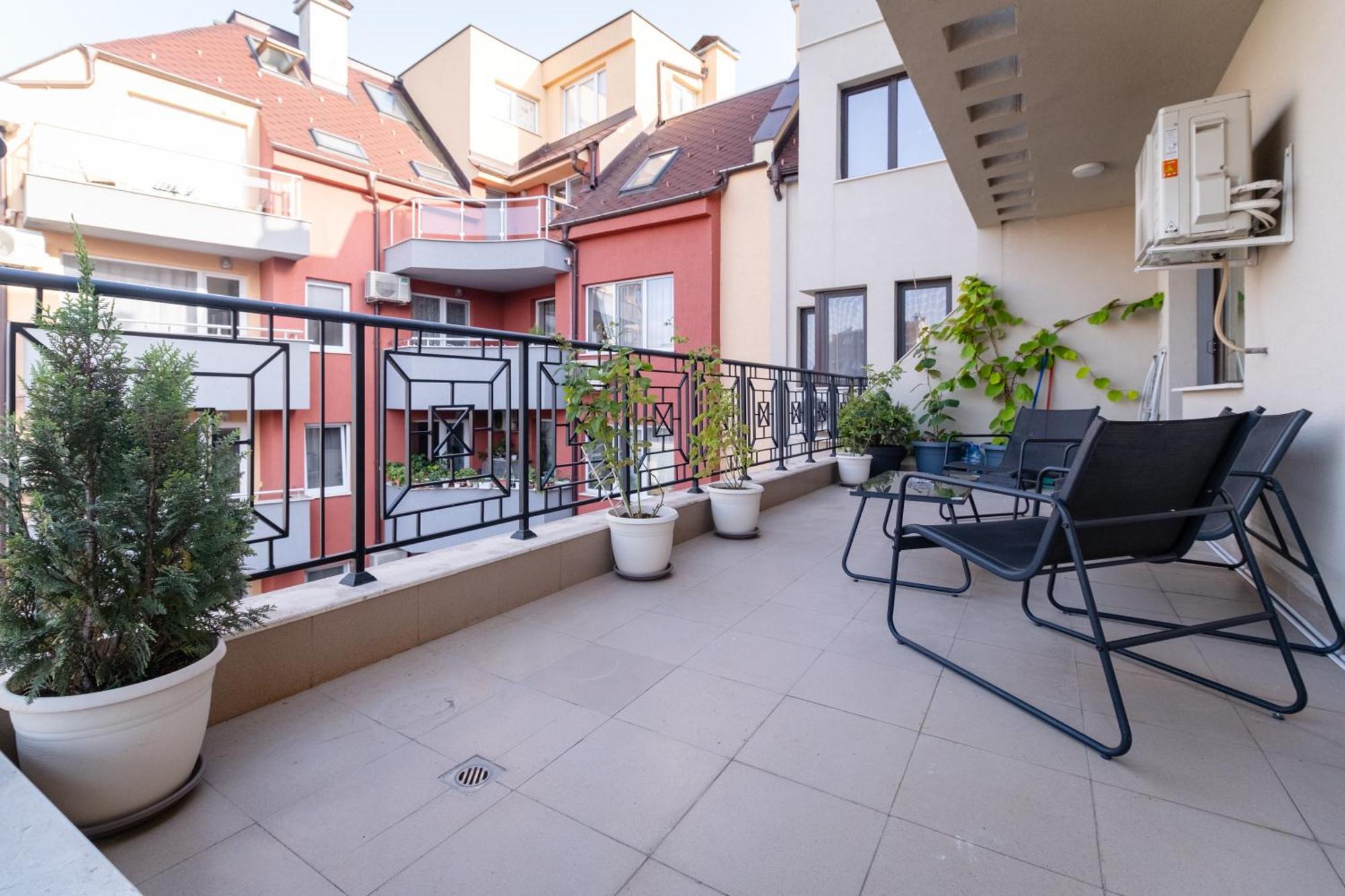 1-Bedroom Apartment With Free Private Parking Plowdiw Exterior foto
