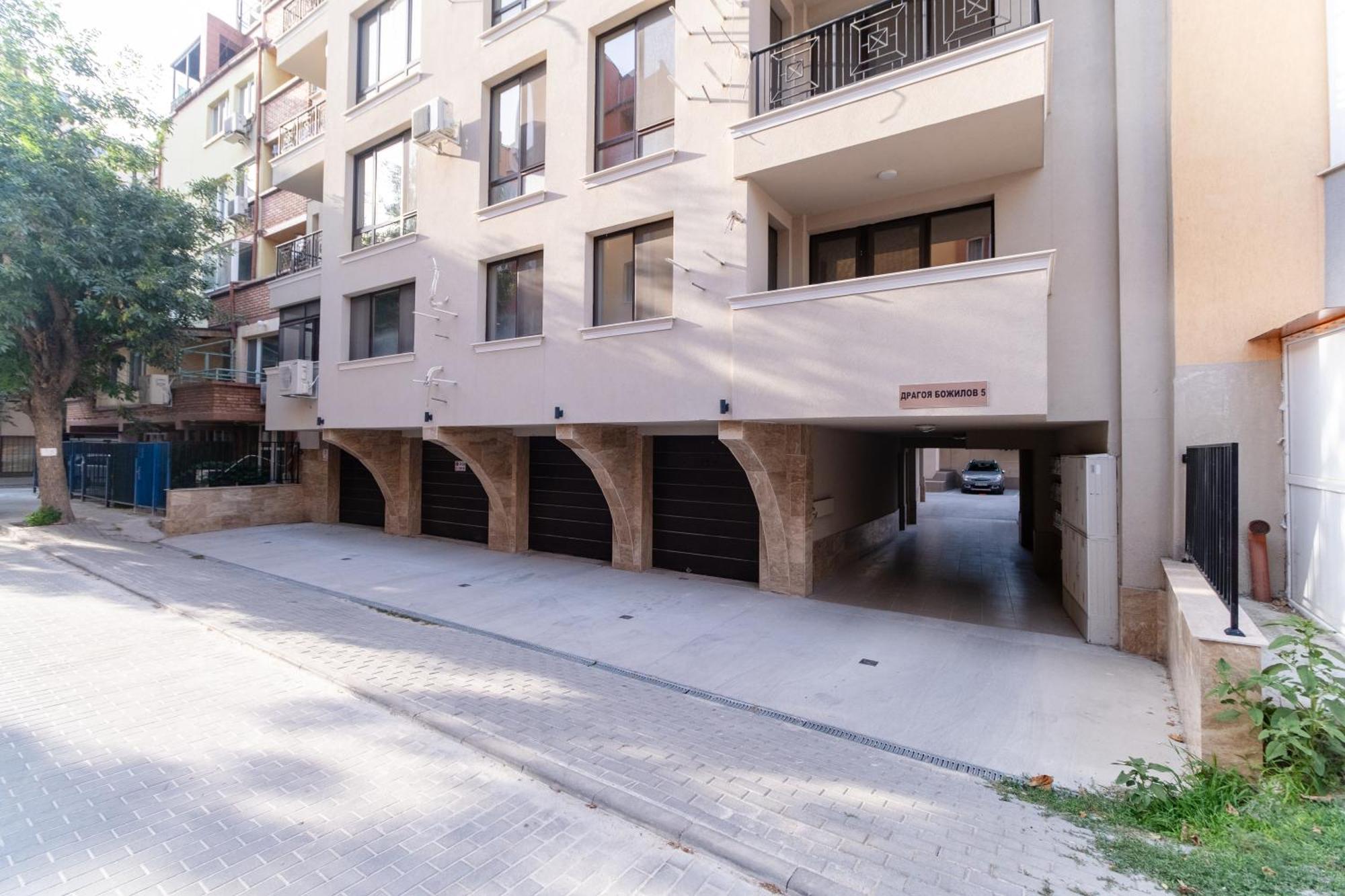 1-Bedroom Apartment With Free Private Parking Plowdiw Exterior foto