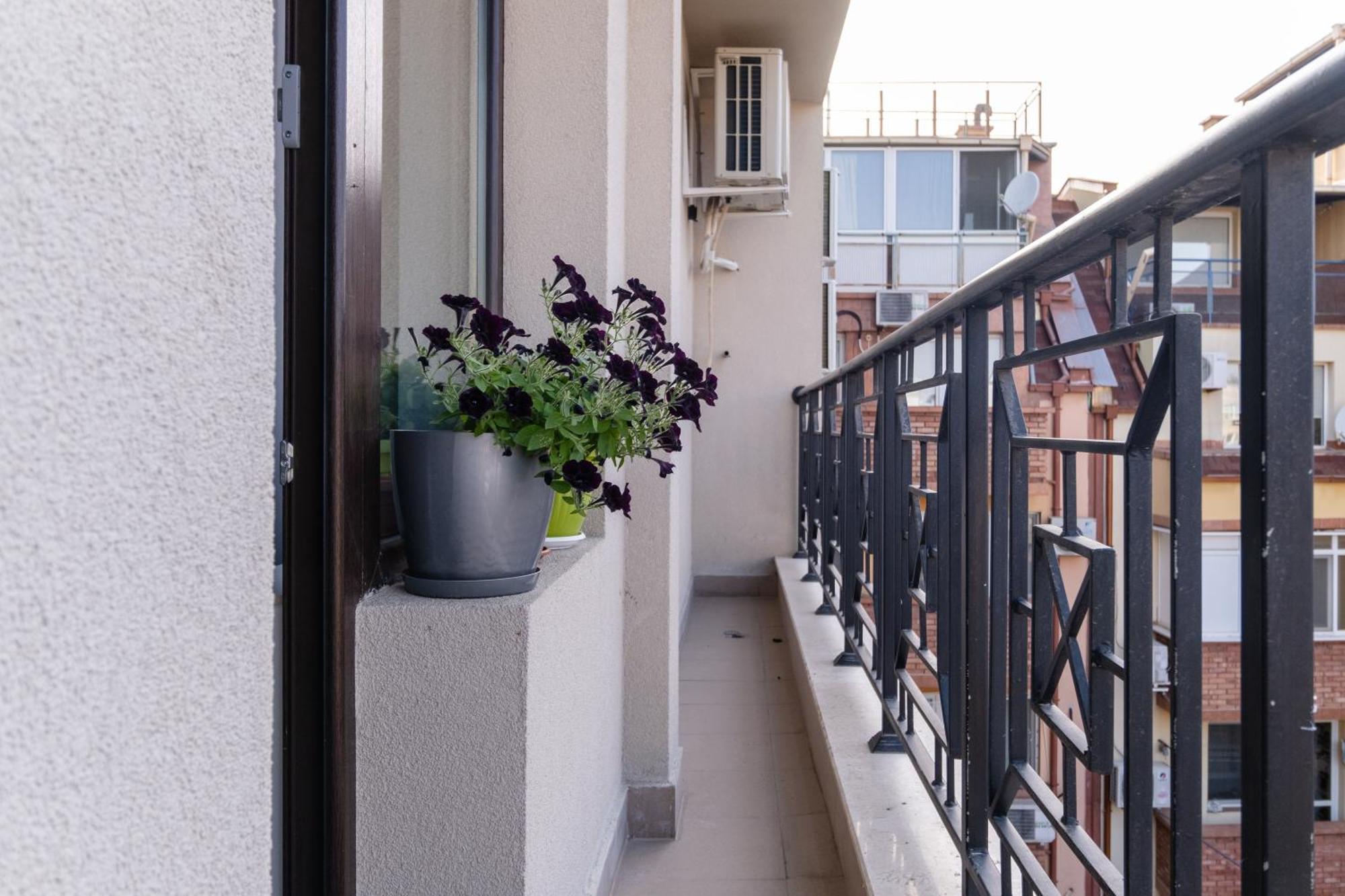 1-Bedroom Apartment With Free Private Parking Plowdiw Exterior foto